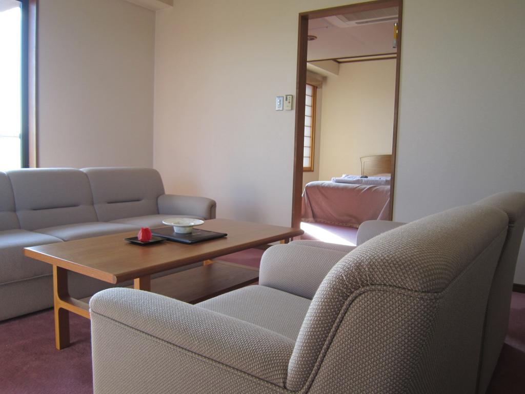 San Hotel Koromogawaso Хирайзуми Стая снимка